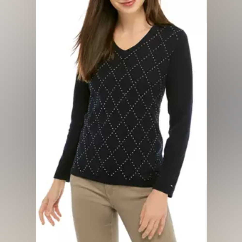 Tommy Hilfiger women's V-neck long sleeve embellished sweater
